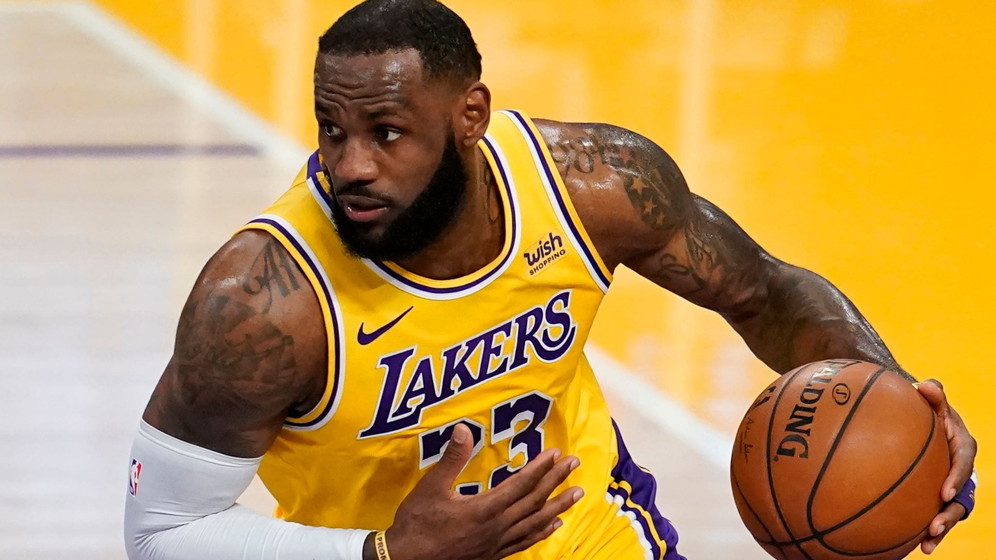  LeBron  James  Will Reportedly Change His Jersey Number To 6  