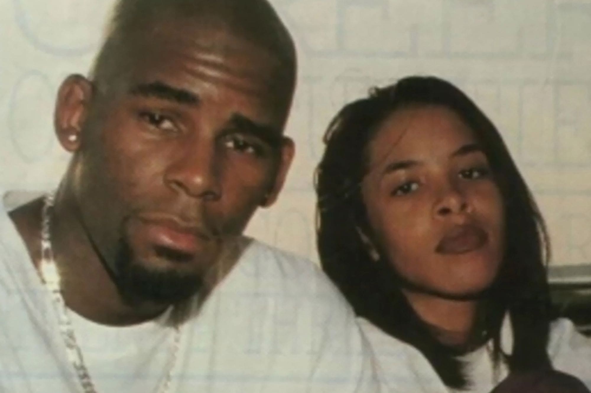 R. Kelly Married Underage Aaliyah to Keep Her From ...