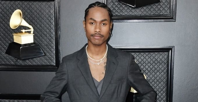 Racy Steve Lacy’s Naked Instagram Photo Prompted Many Reactions, Including A Hilarious Lil Nas X Comment [Photos]