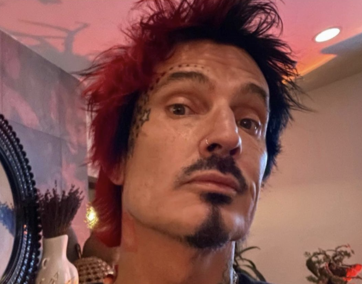 Tommy Lee Deletes Transphobic Instagram Repost, Claims He’s in ‘No Way’ Against LGBTQIA+ Community