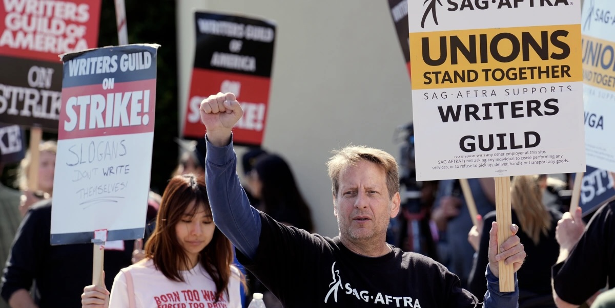 Hollywood Actors’ Union SAG-AFTRA to Strike at Midnight, ‘We Are the Victims Here’