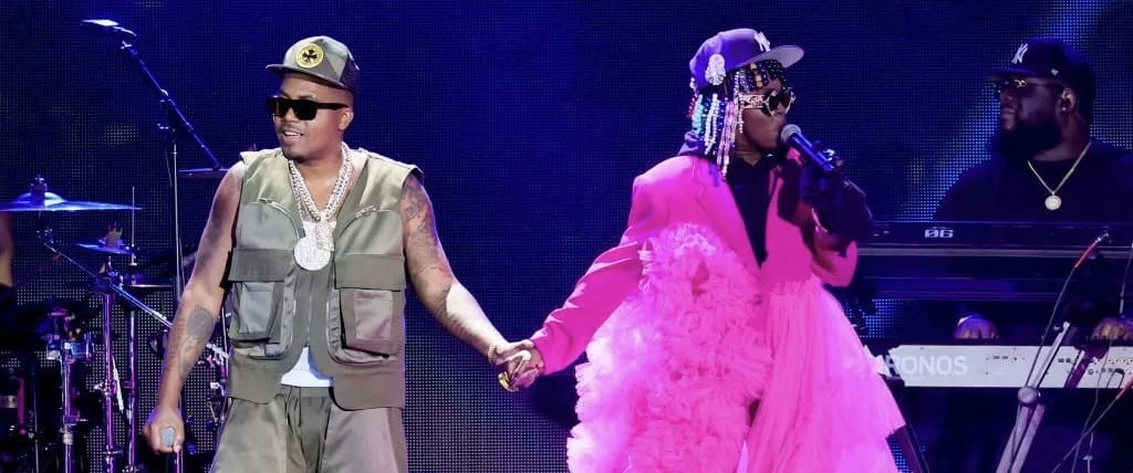 Nas Brought Out Lauryn Hill For A Surprise Performance Of ‘If I Ruled The World’ At The ‘Hip-Hop 50’ Concert [Video]