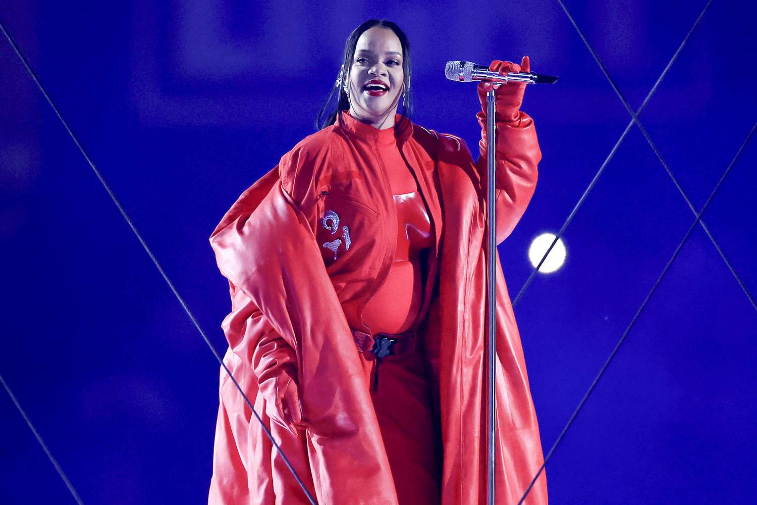 Rihanna’s Super Bowl Baby Bump Reveal Was Unplanned