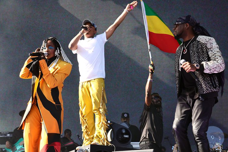 Lauryn Hill Surprises Fans, Joins Son YG Marley & Wyclef Jean For Fugees Reunion At Coachella