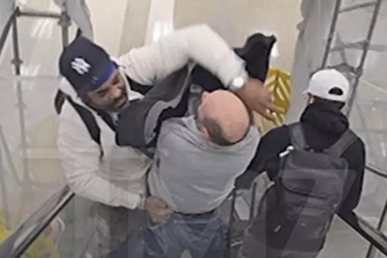 Rapper Jim Jones Gets Into Wild Three-Man Brawl on Florida Airport Escalator: ‘Defending Myself’