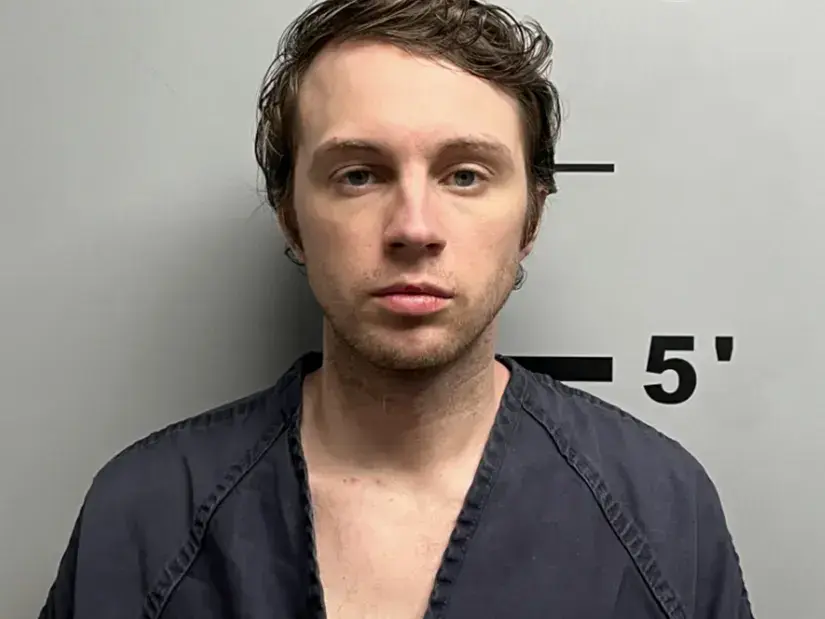Say What Now? Man Allegedly Shot Mom In Head Three Times with Crossbow: ‘Lost My S–t Because of My Cat’