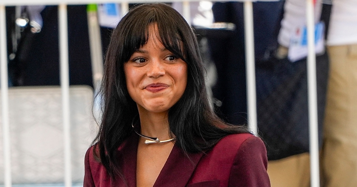 Jenna Ortega greets fans
