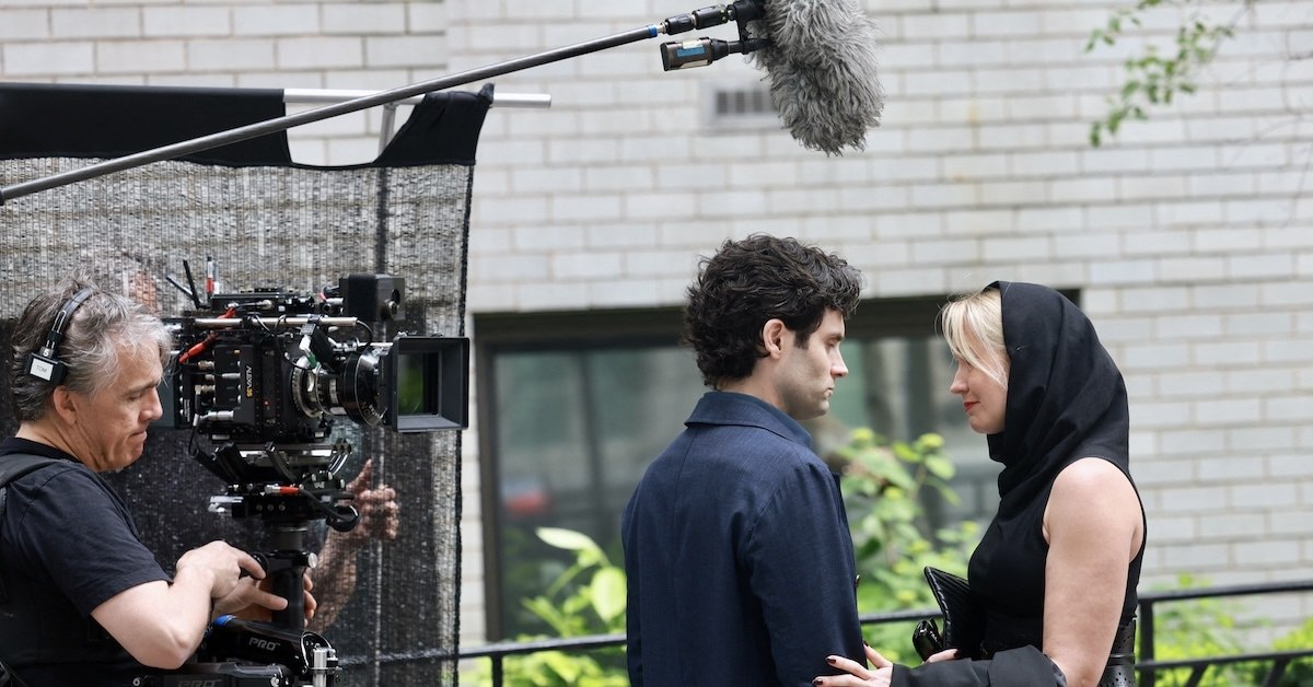 Anna Camp and Penn Badgely filming "You".