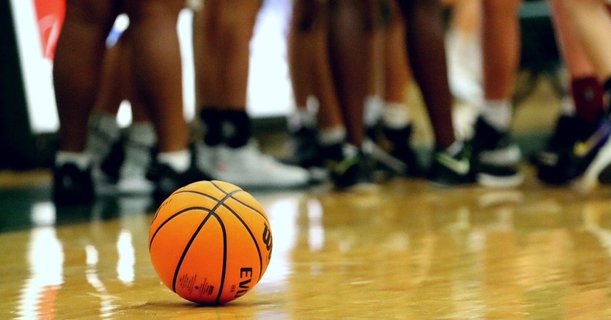 Womens basketball
