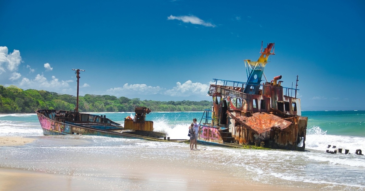 Boat tour in Costa Rica