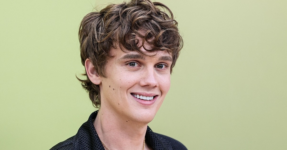 Hunter Doohan attends Versace Fall Winter 2023 Fashion Show