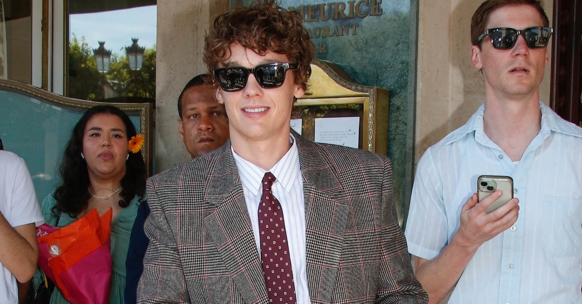 Hunter Doohan leaving his hotel for YSL show during Paris Fashion Week
