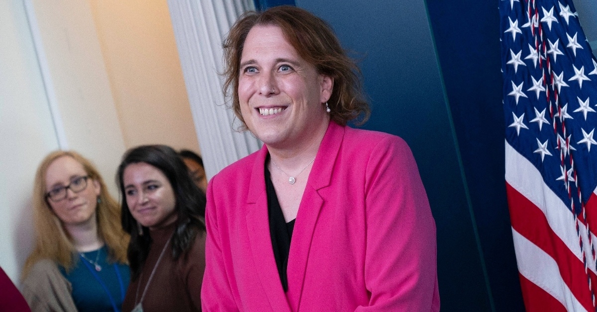 'Jeopardy!' champ Amy Schneider speaks to the media at The White House