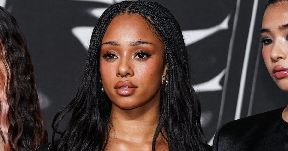 Manon Bannerman from Katseye attends the VMAS