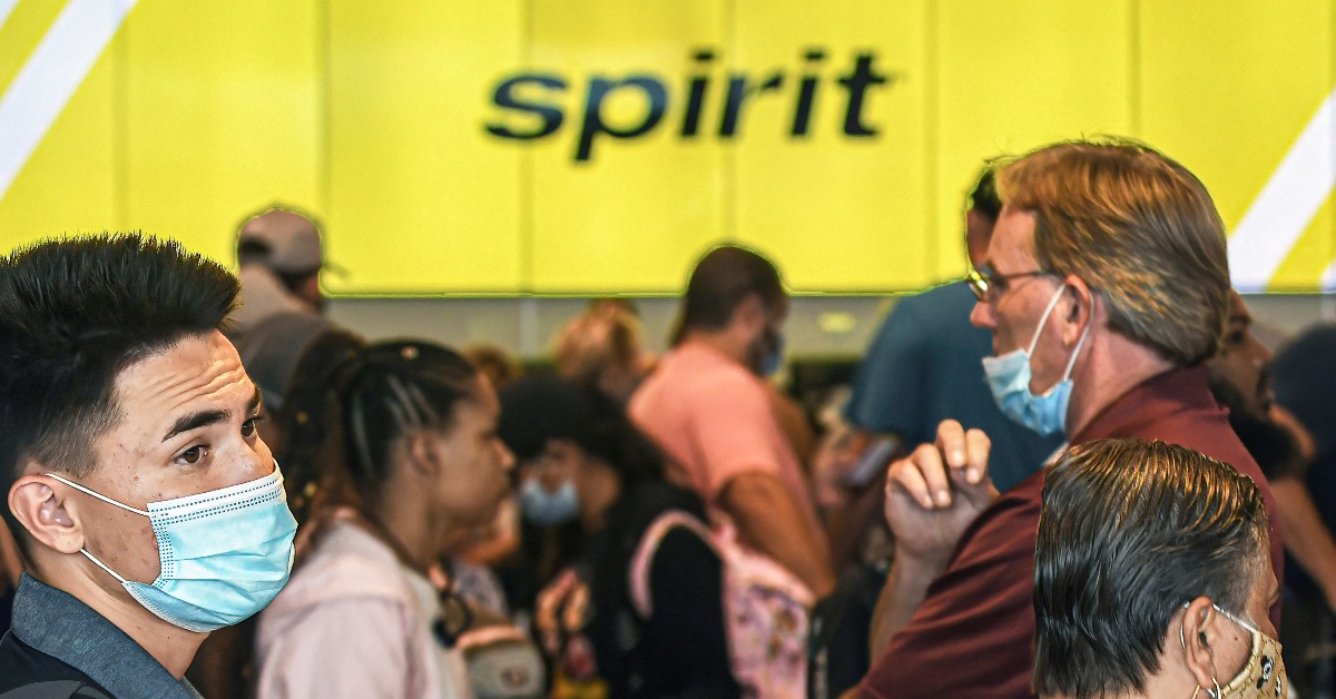 Spirit airlines passengers at gate (1)