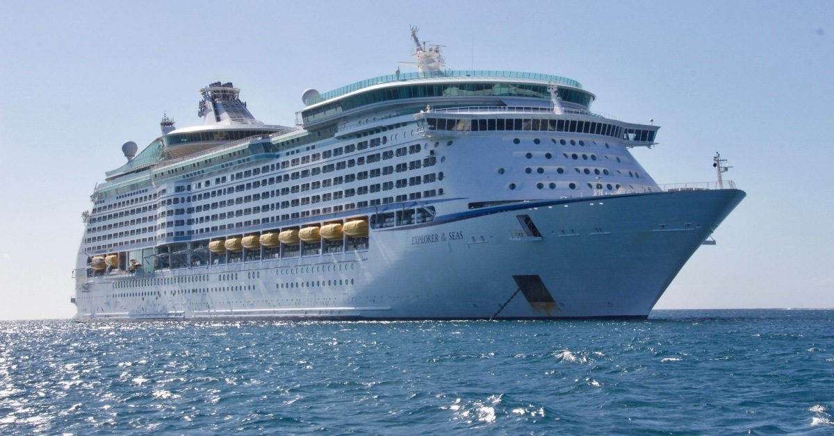 cruise ship