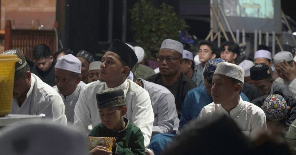 Men gathered to pray