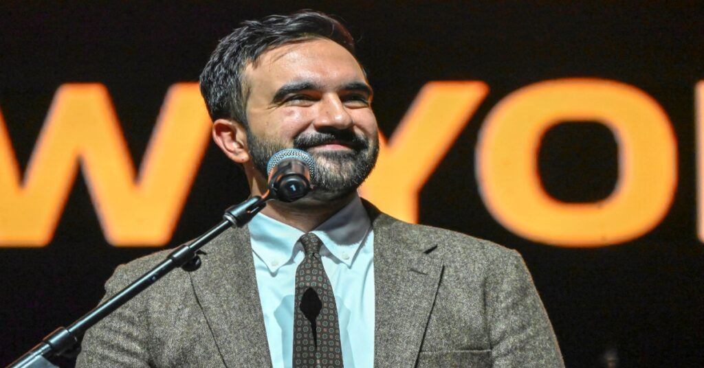 Zohran Mamdani campaigns at gay bar in NYC